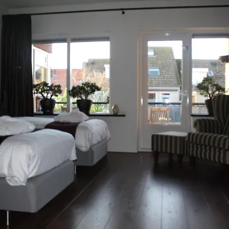 Bed & Breakfast Onder De Dekens בית נופש